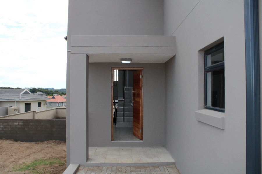 4 Bedroom Property for Sale in Kidds Beach Eastern Cape